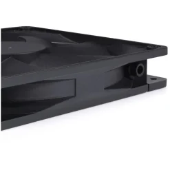 Alphacool Core PWM 140x140x25mm 0-2500 U/min 43.3-45 dB(A) schwarz