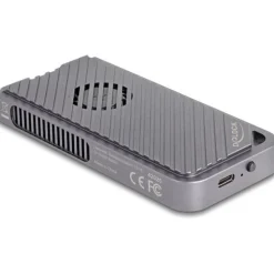 Delock USB 40 Gbps Gehäuse für 1 x M.2 NVMe SSD im Gaming Style mit LED und Lüfter - werkzeugfrei