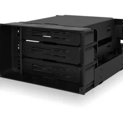 IcyDock 3x3.5