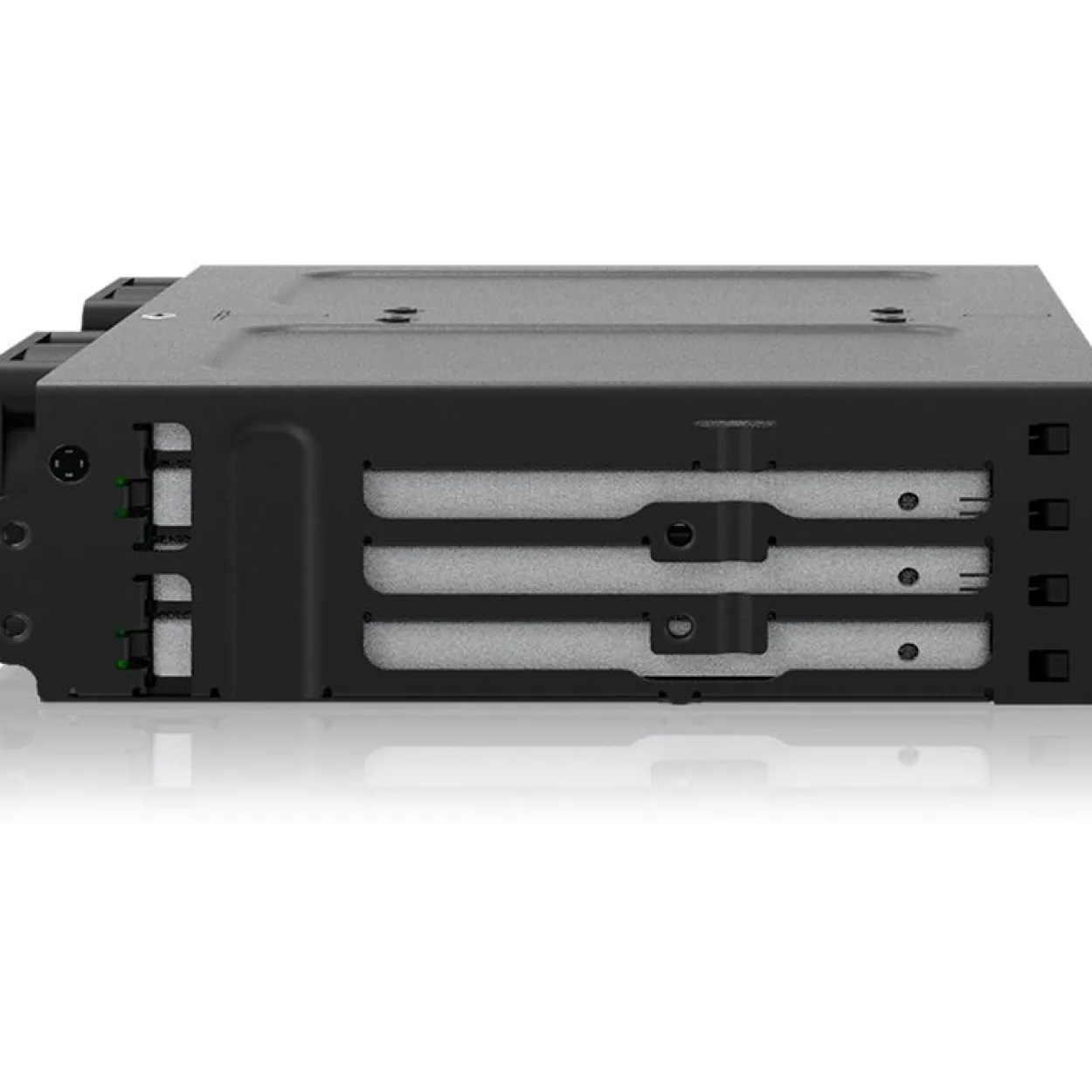 IcyDock 8x2.5" SATA/SAS in 1x5.25"m bay mobile rack