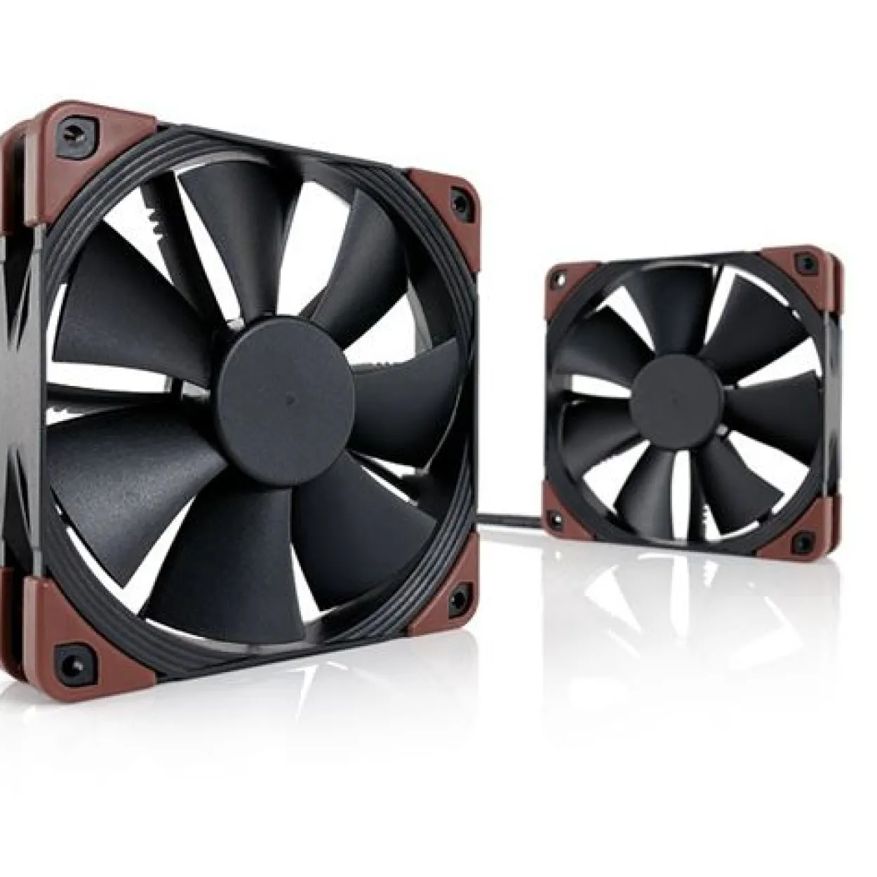 Noctua NF-F12 industrialPPC-2000 IP67 PWM 120x120x25mm 2000 U/min 29.7 dB(A) schwarz/braun