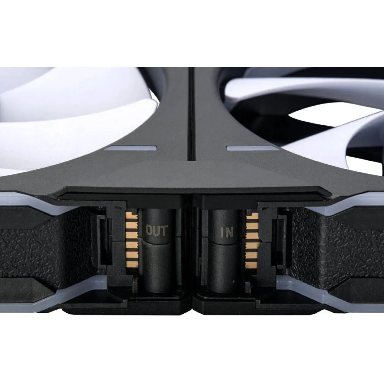 Phanteks D30-140 Regular D-RGB, 3er-Pack 140x140x30mm 250-1800 U/min 29.5 dB(A) schwarz
