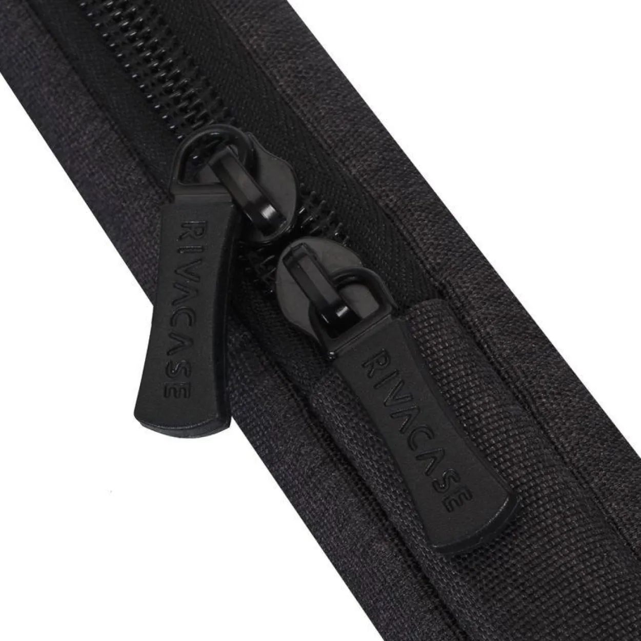 Riva Case 7703 Notebookhülle 13,3" schwarz