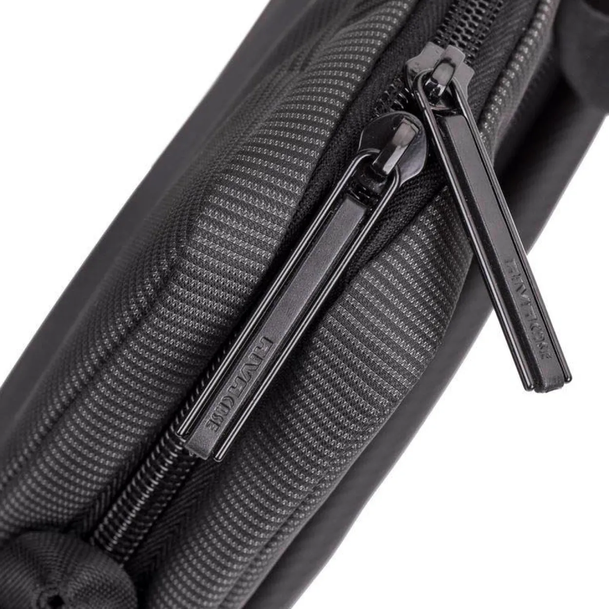 Riva Case Notebook Tasche 8730 15,6" grau