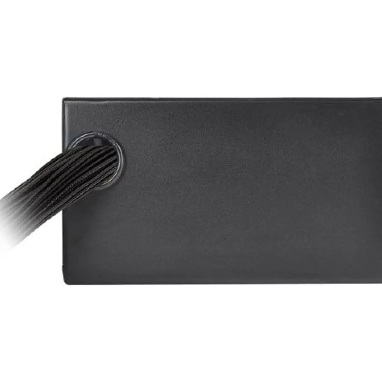 750 Watt Thermaltake TR2 S ATX 80+ Black retail